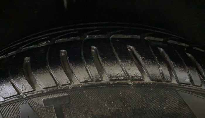 2014 Hyundai Xcent S 1.2, Petrol, Manual, 65,785 km, Right Rear Tyre Tread