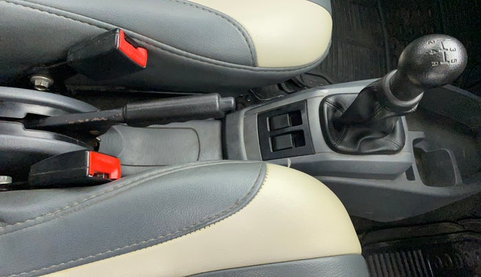 2013 Maruti Alto 800 VXI, Petrol, Manual, 83,714 km, Gear Lever
