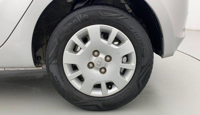 2014 Hyundai i20 MAGNA (O) 1.2, Petrol, Manual, 60,375 km, Left Rear Wheel