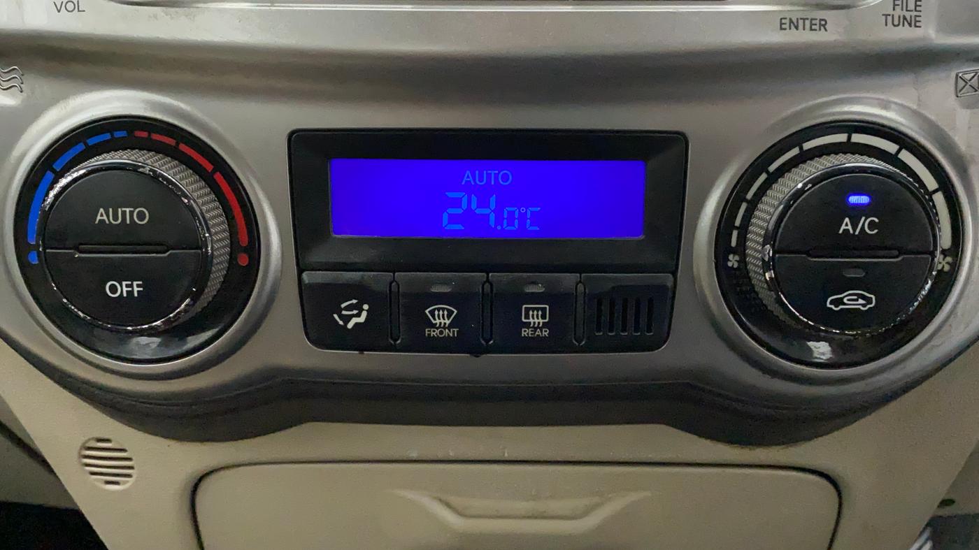 2014 Hyundai i20 MAGNA (O) 1.2, Petrol, Manual, 60,375 km, Automatic Climate Control