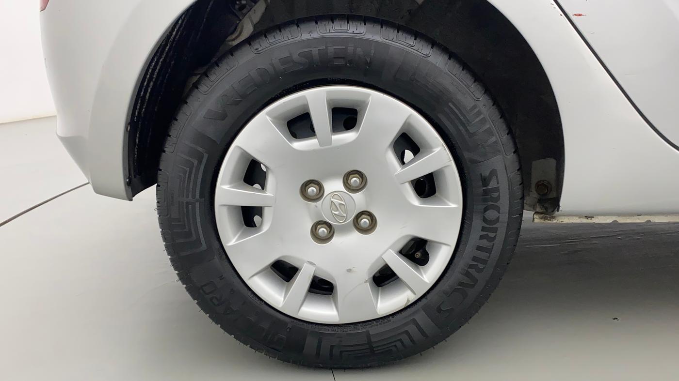 2014 Hyundai i20 MAGNA (O) 1.2, Petrol, Manual, 60,375 km, Right Rear Wheel