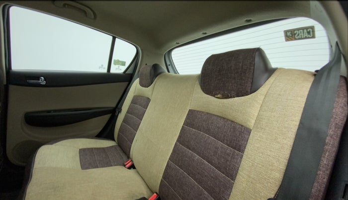 2014 Hyundai i20 MAGNA (O) 1.2, Petrol, Manual, 60,375 km, Right Side Rear Door Cabin