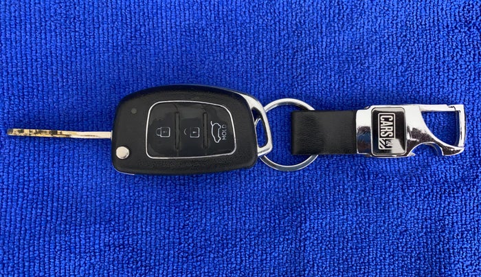 2014 Hyundai i20 MAGNA (O) 1.2, Petrol, Manual, 60,375 km, Key Close Up