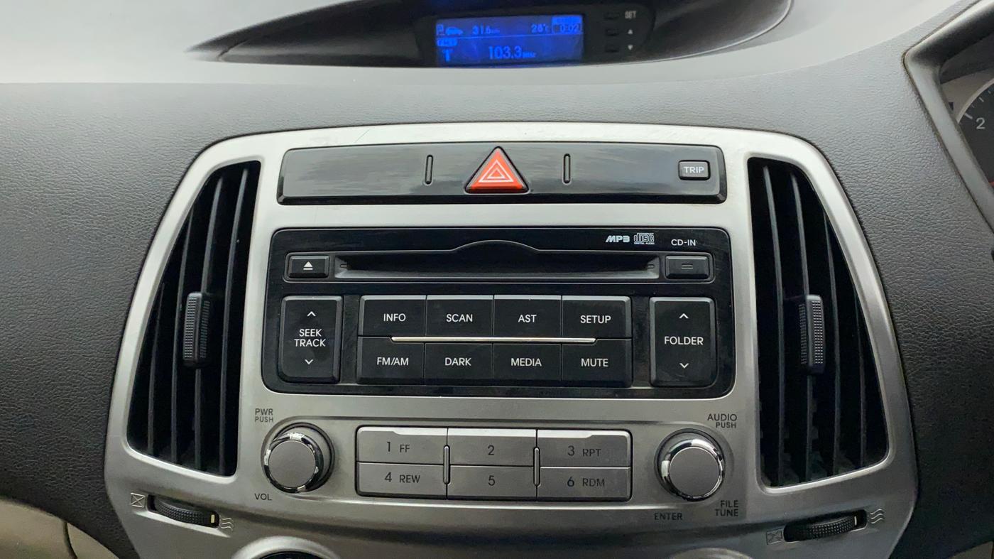 2014 Hyundai i20 MAGNA (O) 1.2, Petrol, Manual, 60,375 km, Infotainment System