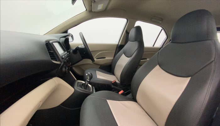 2019 Hyundai NEW SANTRO SPORTZ AMT, Petrol, Automatic, 16,757 km, Right Side Front Door Cabin