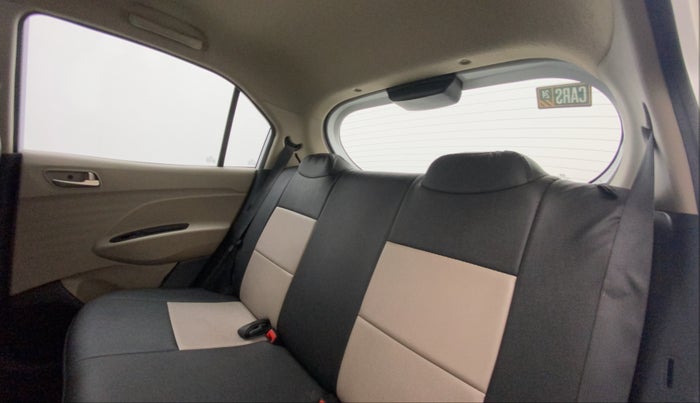 2019 Hyundai NEW SANTRO SPORTZ AMT, Petrol, Automatic, 16,757 km, Right Side Rear Door Cabin