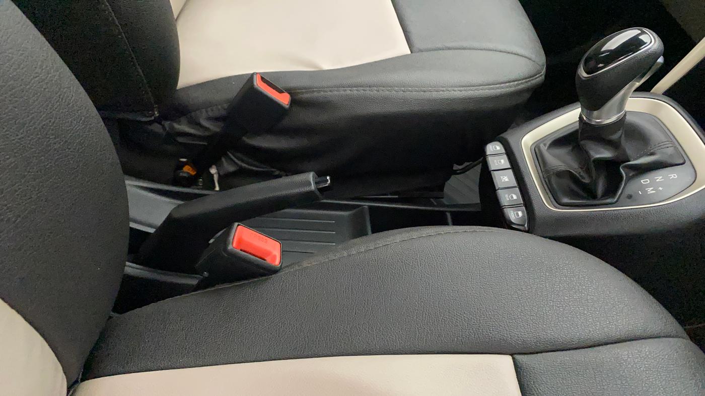 2019 Hyundai NEW SANTRO SPORTZ AMT, Petrol, Automatic, 16,757 km, Gear Lever