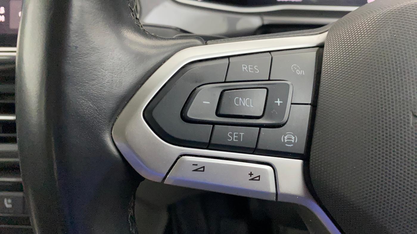 2025 Volkswagen TAIGUN TOPLINE 1.0 TSI AT, Petrol, Automatic, 20,094 km, Adaptive Cruise Control