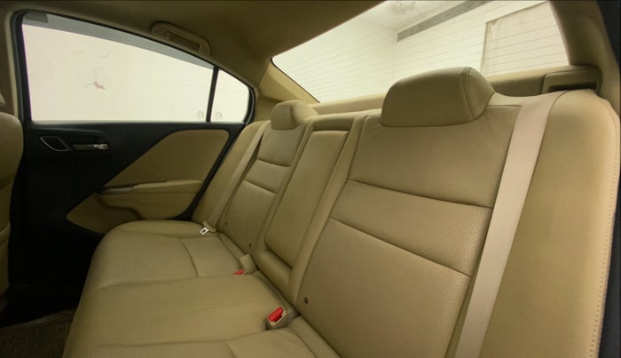 2017 Honda City 1.5L I-VTEC VX CVT, Petrol, Automatic, 61,043 km, Right Side Rear Door Cabin