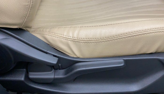 2021 Honda City 1.5L I-VTEC V MT 5TH GEN, Petrol, Manual, 30,860 km, Driver Side Adjustment Panel