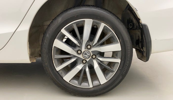 2021 Honda City 1.5L I-VTEC V MT 5TH GEN, Petrol, Manual, 30,860 km, Left Rear Wheel