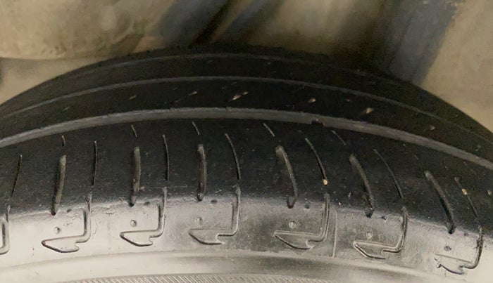2021 Honda City 1.5L I-VTEC V MT 5TH GEN, Petrol, Manual, 30,860 km, Left Rear Tyre Tread