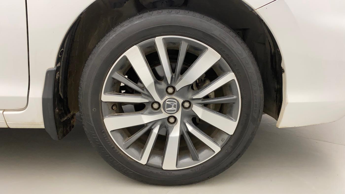 2021 Honda City 1.5L I-VTEC V MT 5TH GEN, Petrol, Manual, 30,860 km, Right Front Wheel