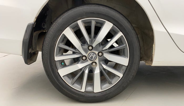 2021 Honda City 1.5L I-VTEC V MT 5TH GEN, Petrol, Manual, 30,860 km, Right Rear Wheel