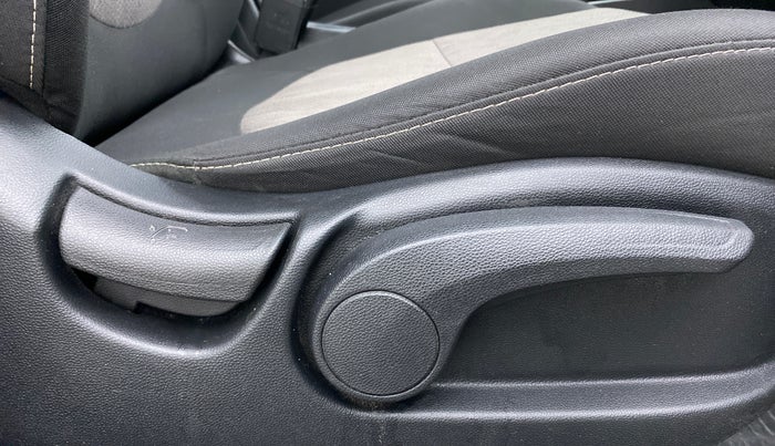 2018 Hyundai Creta 1.6 VTVT SX AUTO, Petrol, Automatic, 41,859 km, Driver Side Adjustment Panel
