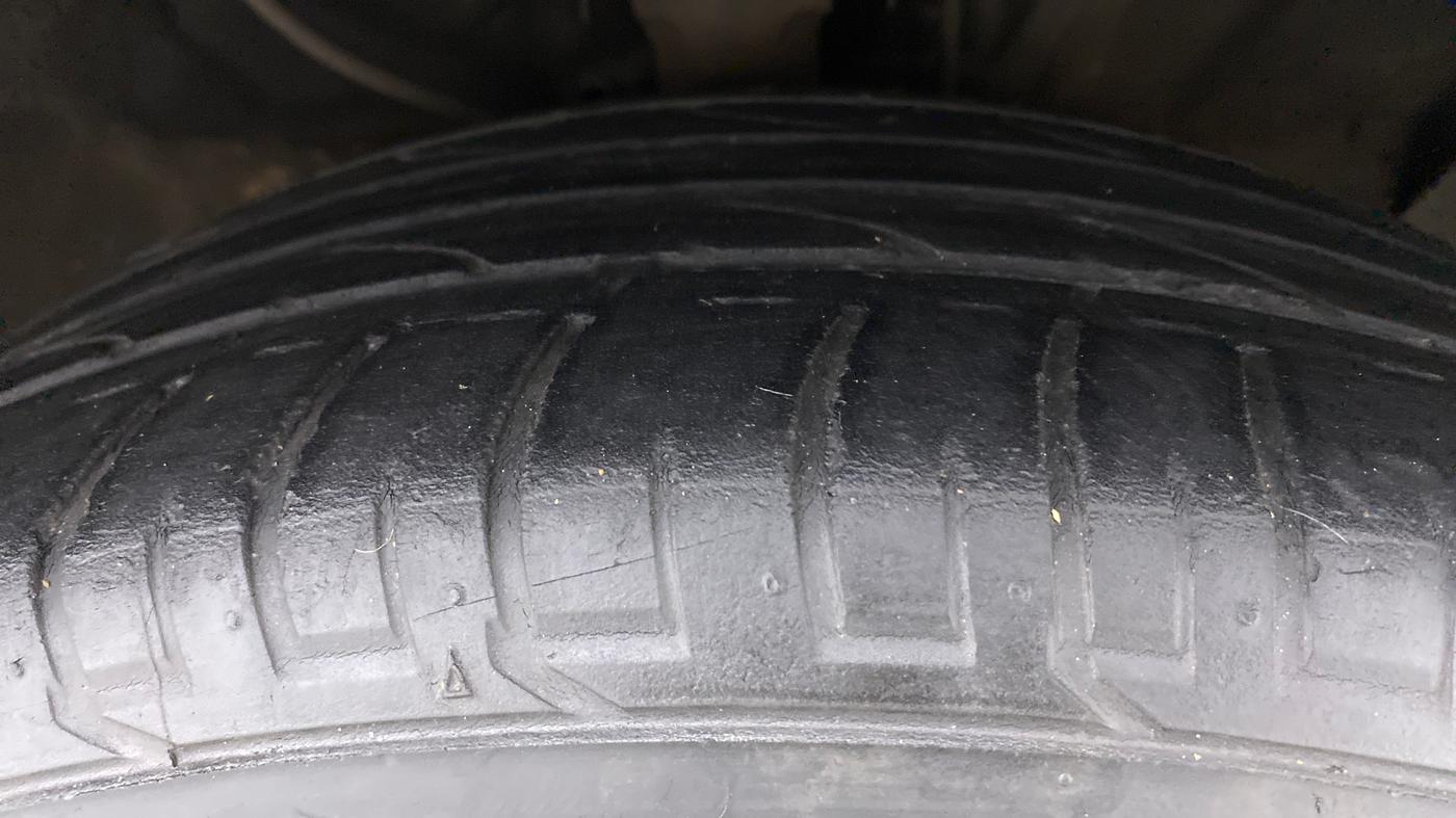 2018 Hyundai Creta 1.6 VTVT SX AUTO, Petrol, Automatic, 41,859 km, Right Front Tyre Tread