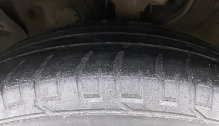 2018 Hyundai Creta 1.6 VTVT SX AUTO, Petrol, Automatic, 41,859 km, Left Front Tyre Tread