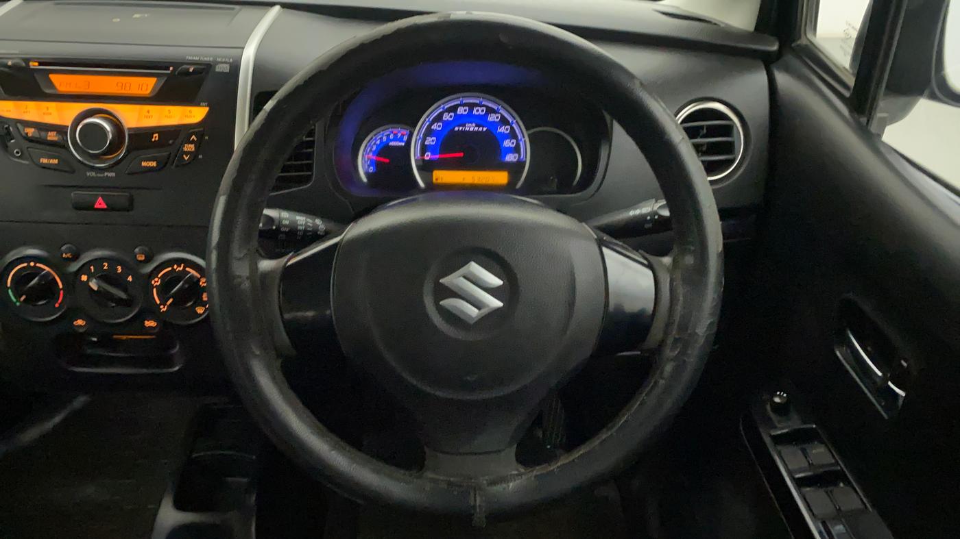 2014 Maruti Wagon R Stingray VXI, Petrol, Manual, 53,269 km, Steering Wheel Close Up