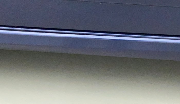 2014 Maruti Wagon R Stingray VXI, Petrol, Manual, 53,269 km, Left running board - Minor scratches