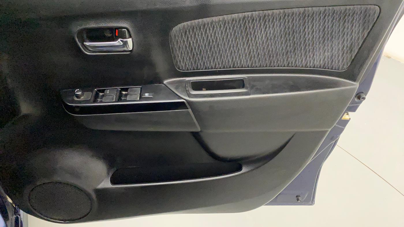 2014 Maruti Wagon R Stingray VXI, Petrol, Manual, 53,269 km, Driver Side Door Panels Control