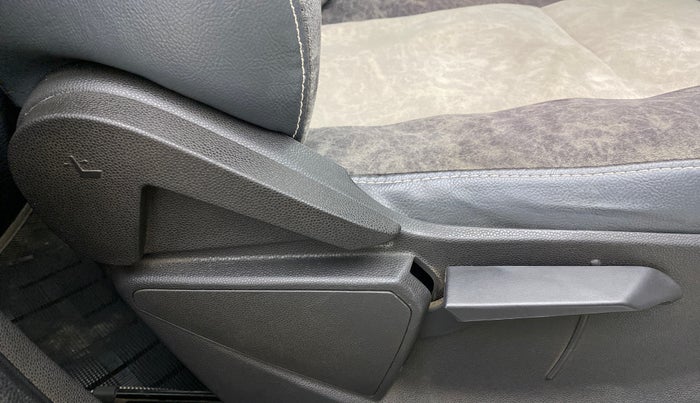 2017 Ford Ecosport TITANIUM 1.5L DIESEL, Diesel, Manual, 79,668 km, Driver Side Adjustment Panel