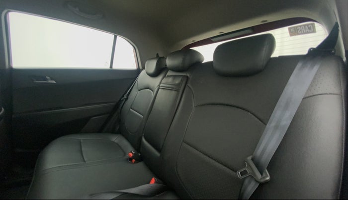 2017 Hyundai Creta SX PLUS AT 1.6 PETROL, Petrol, Automatic, 46,257 km, Right Side Rear Door Cabin
