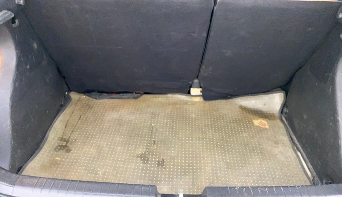 2017 Hyundai Elite i20 ASTA 1.2 (O), Petrol, Manual, 65,375 km, Boot Inside