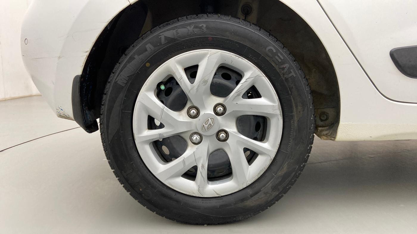 2020 Hyundai Grand i10 SPORTZ 1.2 KAPPA VTVT, Petrol, Manual, 73,680 km, Right Rear Wheel