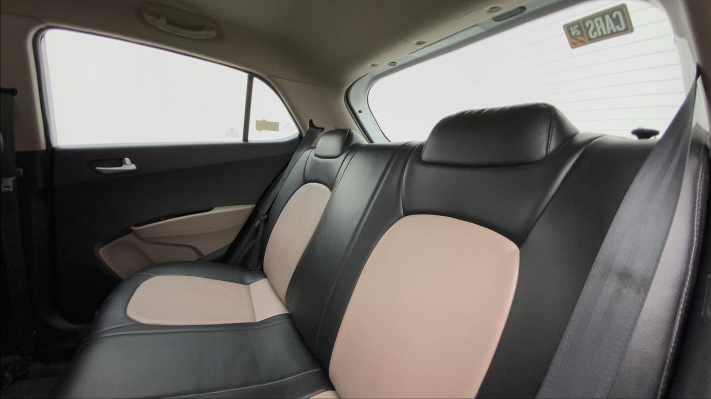 2020 Hyundai Grand i10 SPORTZ 1.2 KAPPA VTVT, Petrol, Manual, 73,680 km, Right Side Rear Door Cabin