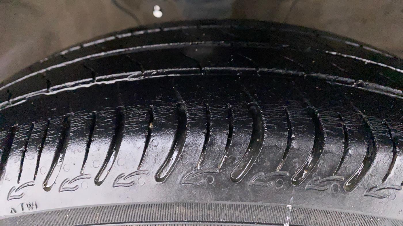 2020 Maruti S PRESSO VXI PLUS, Petrol, Manual, 75,258 km, Right Front Tyre Tread