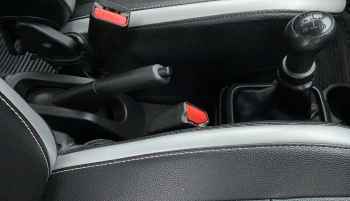 2020 Maruti S PRESSO VXI PLUS, Petrol, Manual, 75,258 km, Gear Lever