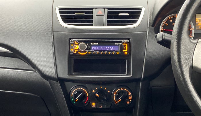 2014 Maruti Swift VXI D, Petrol, Manual, 36,016 km, Air Conditioner