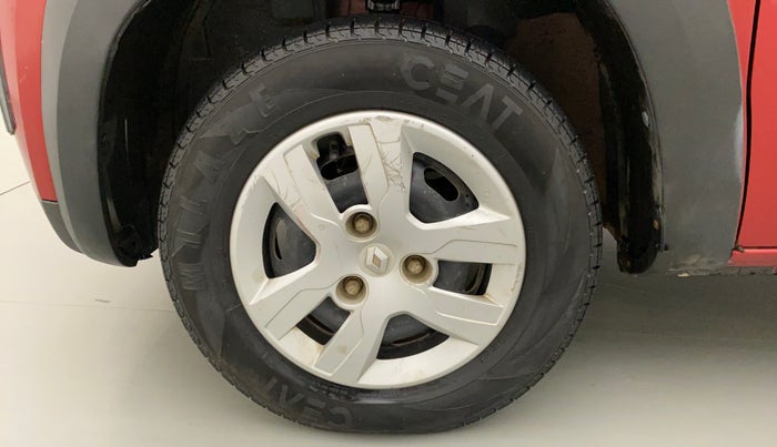 2015 Renault Kwid RXL, Petrol, Manual, 62,926 km, Left Front Wheel