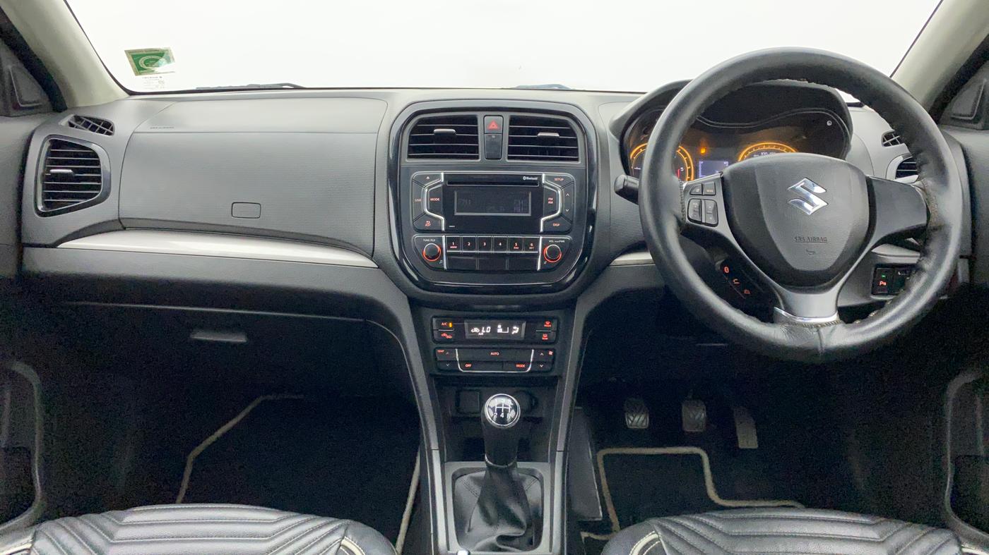 2016 Maruti Vitara Brezza ZDI, Diesel, Manual, 56,119 km, Dashboard