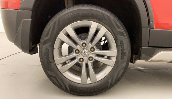 2016 Maruti Vitara Brezza ZDI, Diesel, Manual, 56,119 km, Right Rear Wheel