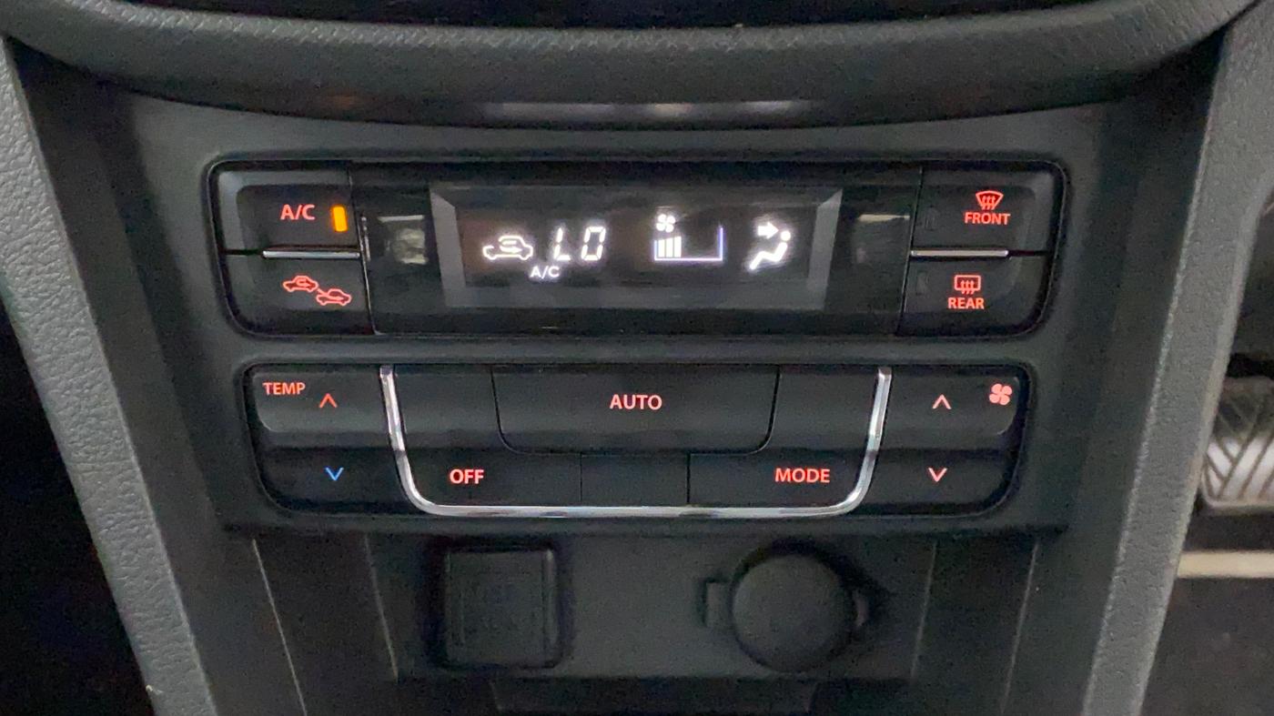 2016 Maruti Vitara Brezza ZDI, Diesel, Manual, 56,119 km, Automatic Climate Control