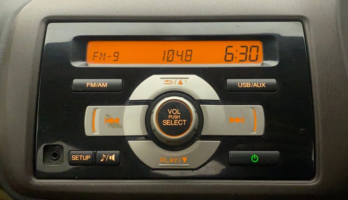 2012 Honda Brio V MT, Petrol, Manual, 61,764 km, Infotainment System
