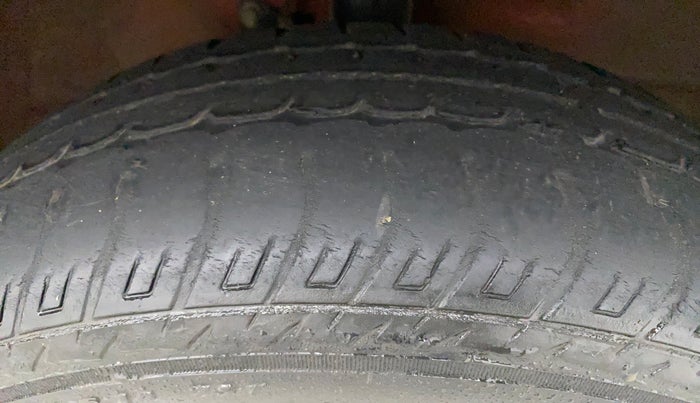 2016 Maruti Wagon R 1.0 VXI AMT, Petrol, Automatic, 23,600 km, Right Front Tyre Tread