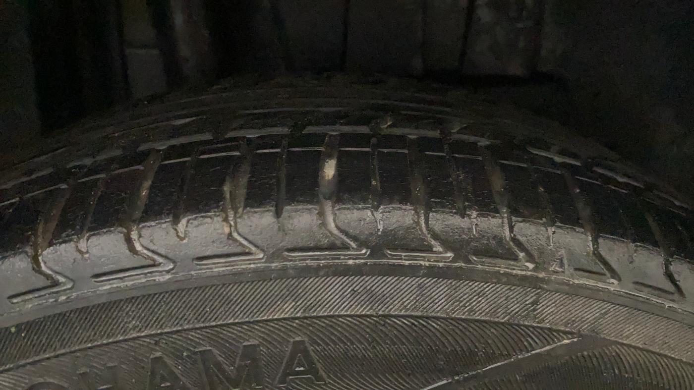 2017 Maruti Dzire ZXI PLUS, Petrol, Manual, 79,576 km, Right Rear Tyre Tread