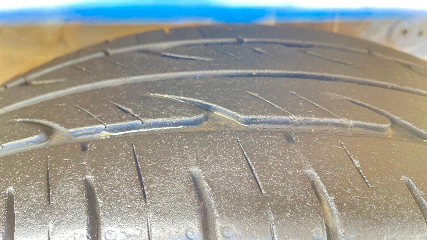 2014 Hyundai Eon ERA +, Petrol, Manual, 45,101 km, Right Front Tyre Tread