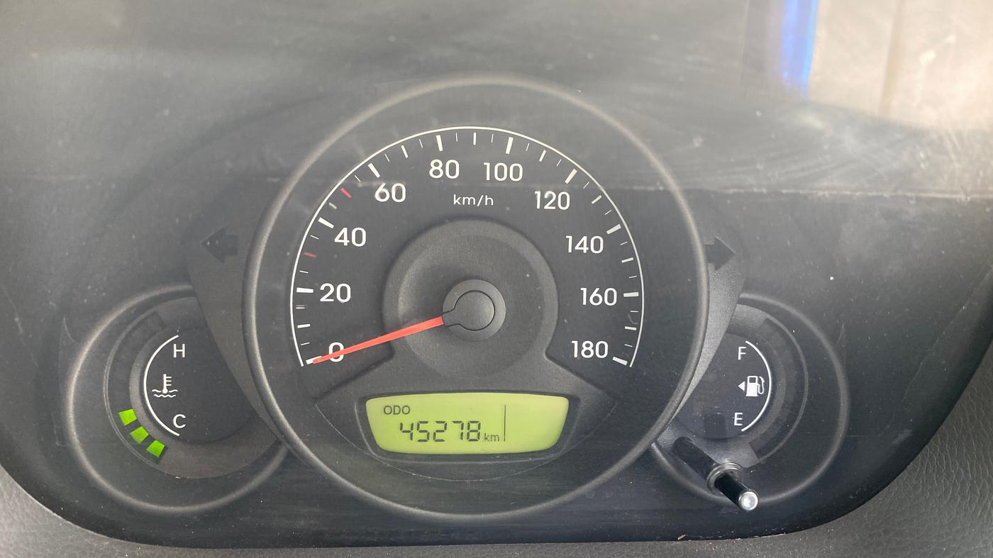2014 Hyundai Eon ERA +, Petrol, Manual, 45,101 km, Odometer Image