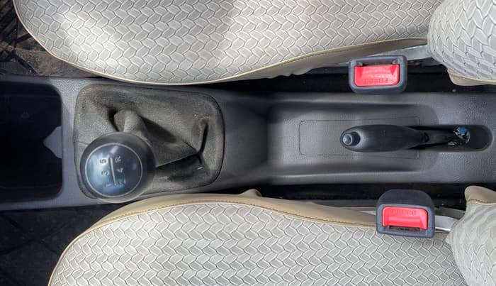 2014 Hyundai Eon ERA +, Petrol, Manual, 45,101 km, Gear Lever