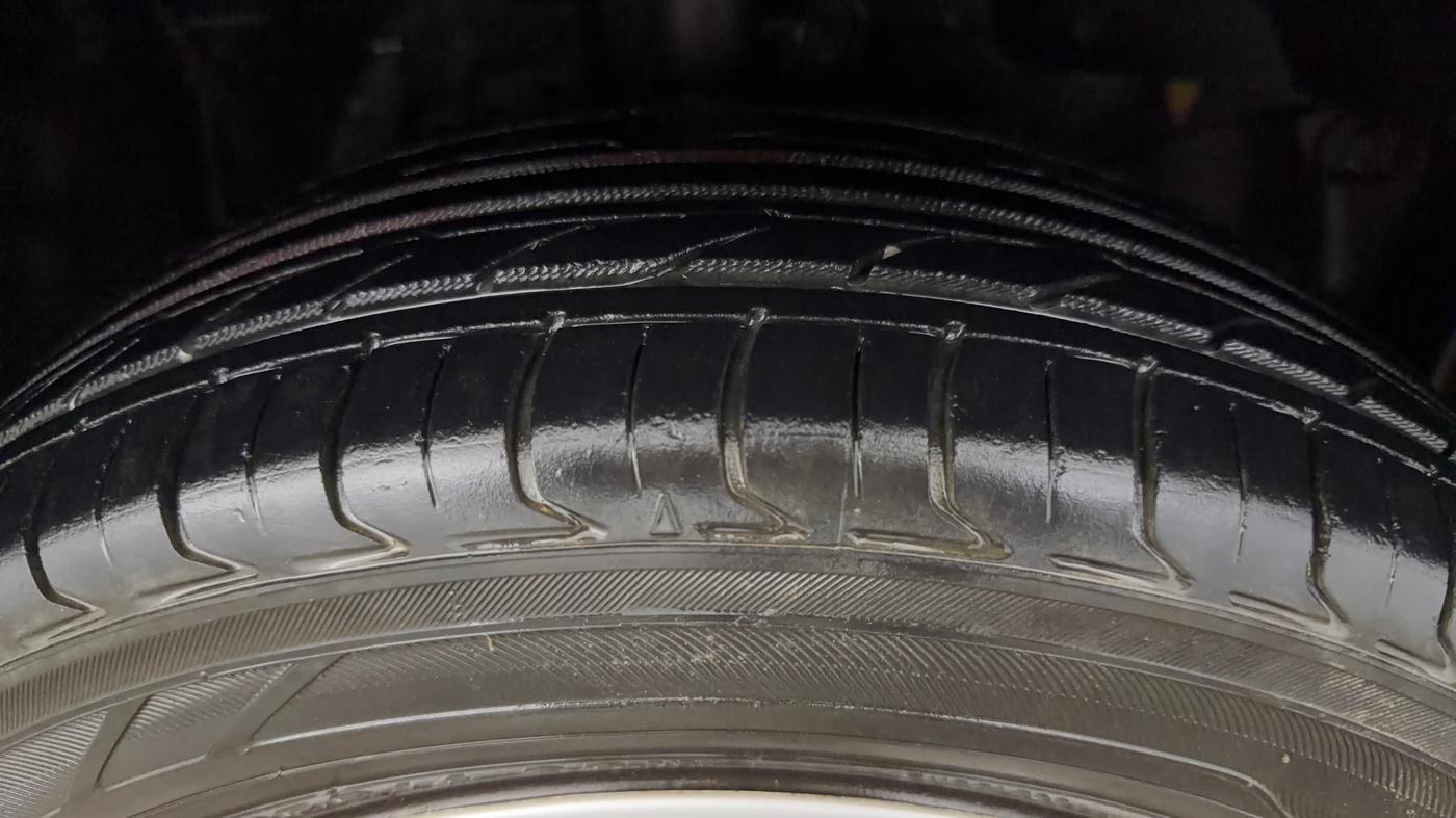 2017 Honda Amaze 1.2L I-VTEC S, Petrol, Manual, 81,778 km, Right Front Tyre Tread