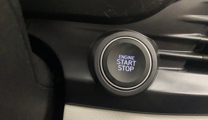 2025 Hyundai NEW I20 Sportz (O) 1.2 IVT, Petrol, Automatic, 2,915 km, Keyless Start/ Stop Button