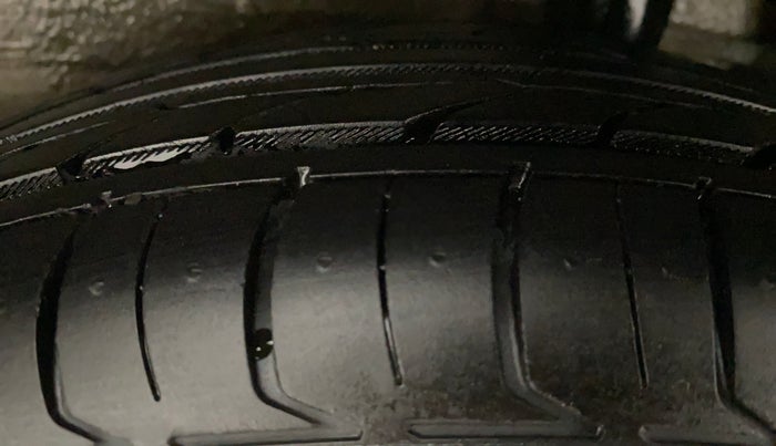 2015 Maruti Celerio VXI, Petrol, Manual, 61,710 km, Left Rear Tyre Tread