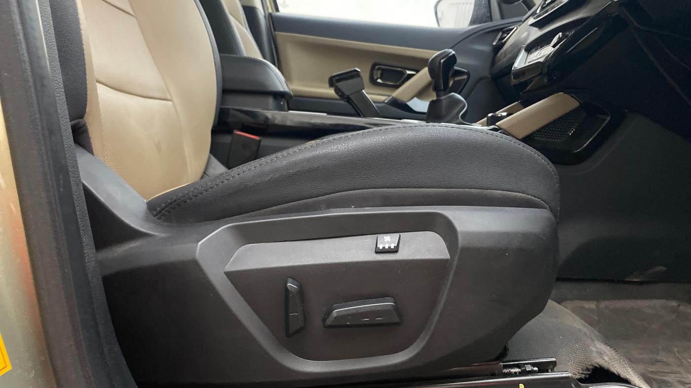 2022 Tata Harrier XZ PLUS 2.0L KAZIRANGA, Diesel, Manual, 53,094 km, Driver Side Adjustment Panel
