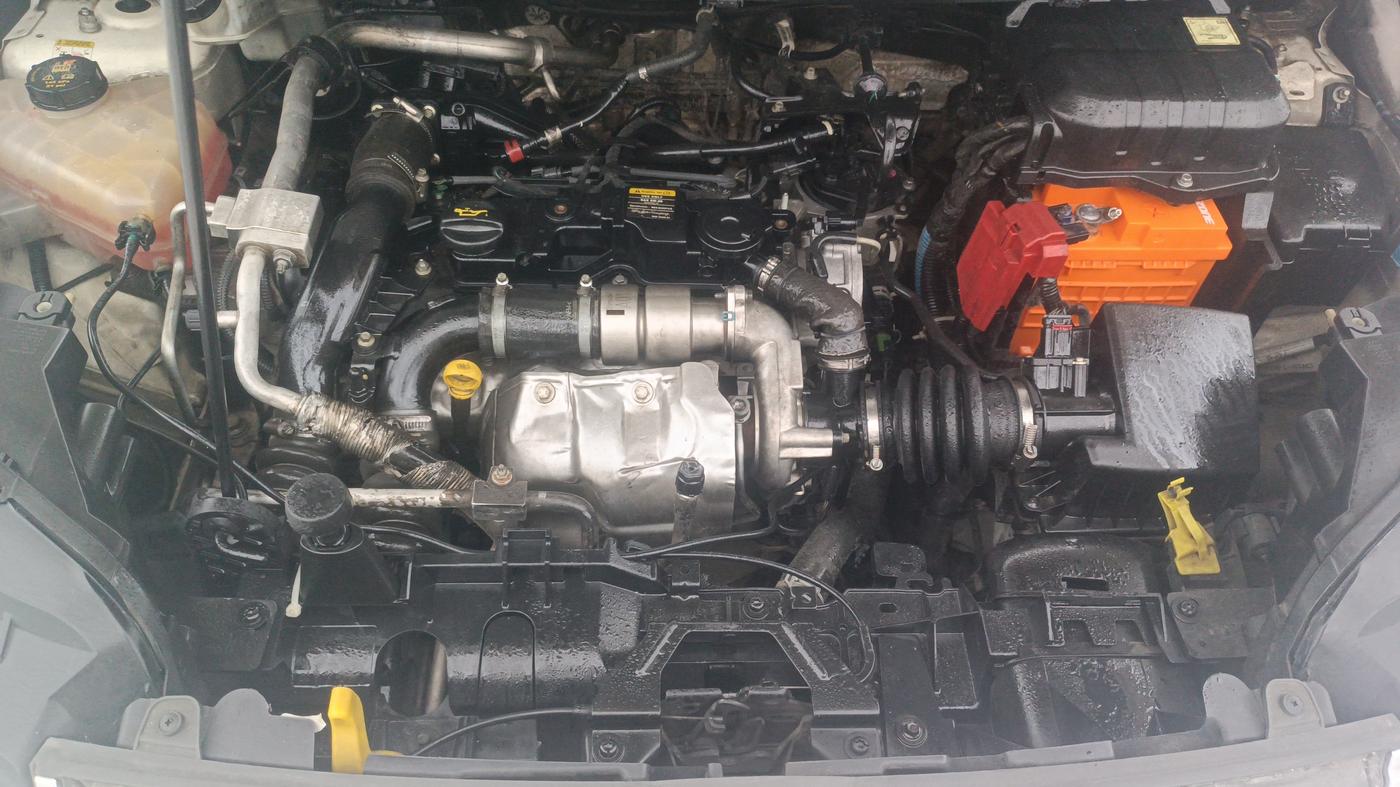 2015 Ford Ecosport AMBIENTE 1.5L DIESEL, Diesel, Manual, 1,31,793 km, Engine View