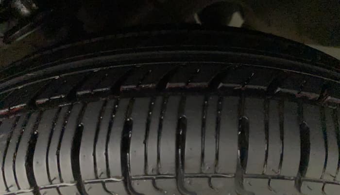 2012 Maruti Alto 800 LXI, Petrol, Manual, 43,528 km, Right Rear Tyre Tread