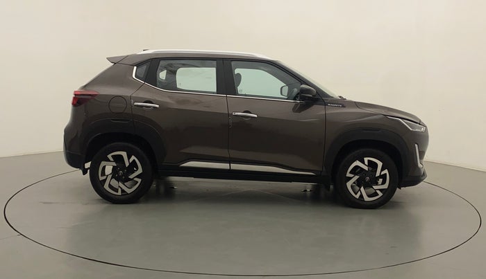 2022 Nissan MAGNITE XV PREMIUM TURBO CVT, Petrol, Automatic, 3,955 km, Right Side