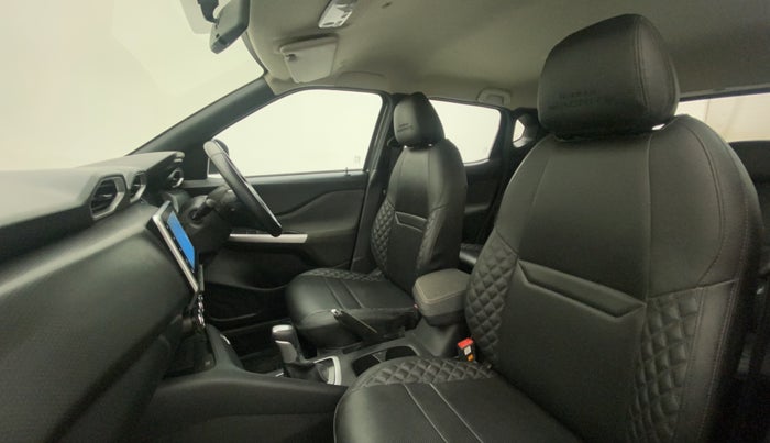 2022 Nissan MAGNITE XV PREMIUM TURBO CVT, Petrol, Automatic, 3,955 km, Right Side Front Door Cabin